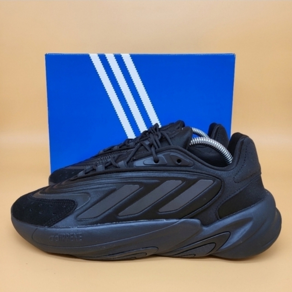 New Adidas Originals Men's Ozelia Shoes Size 9